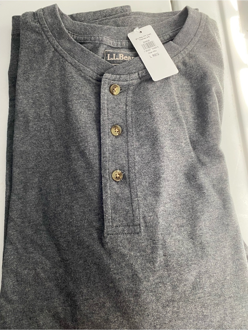 LL Bean Men's Carefree Unshrinkable Tee, Traditional Fit, Henley, gray NWT